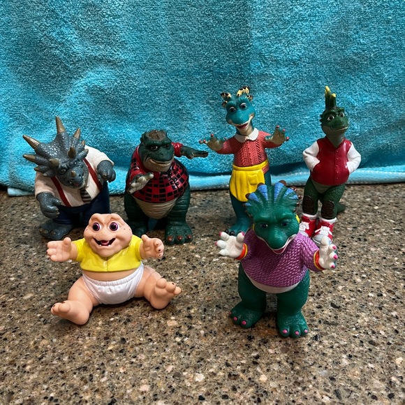 Disney Other - Dinosaurs TV Show Figures-Sinclair Family Vintage Disney 1990s